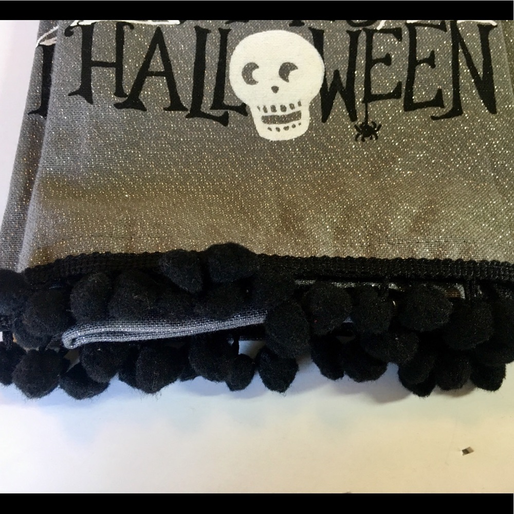 2 Happy Halloween Skull Kitchen Tea Towels Webs - Picture 5 of 5